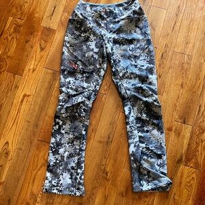 NWT Sitka Women's Cadence Pants in Elevated II 
Size 26
